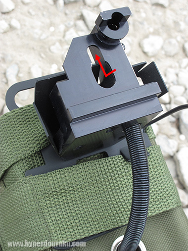 マガジン接続部