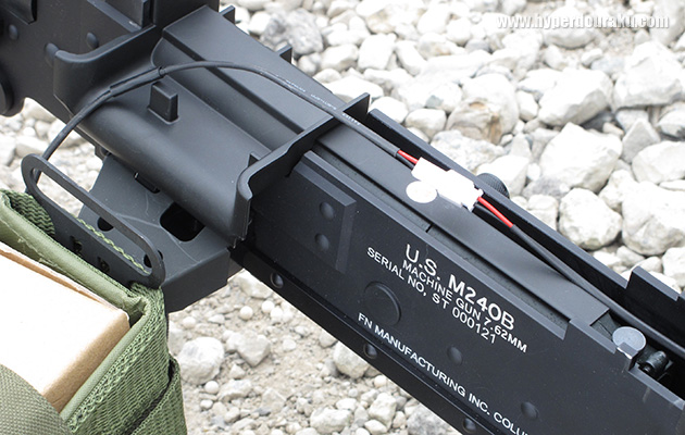 電動マガジンのコネクター