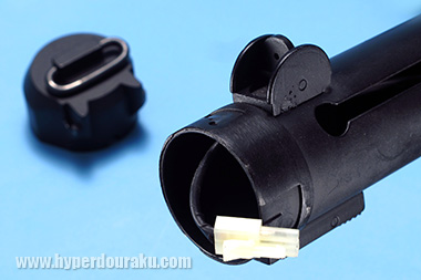 バッテリーは本体内に収納