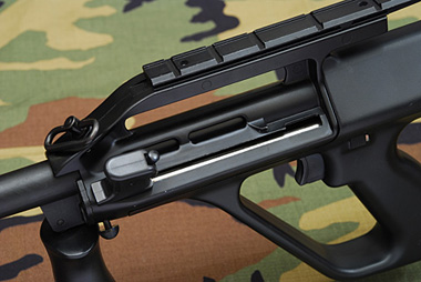 レシーバーは亜鉛ダイキャスト製