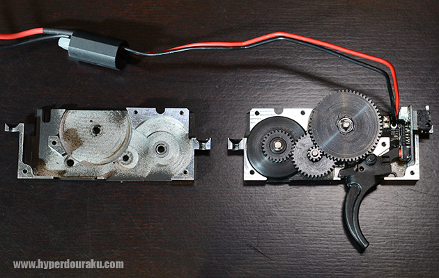 ギアボックスが分割