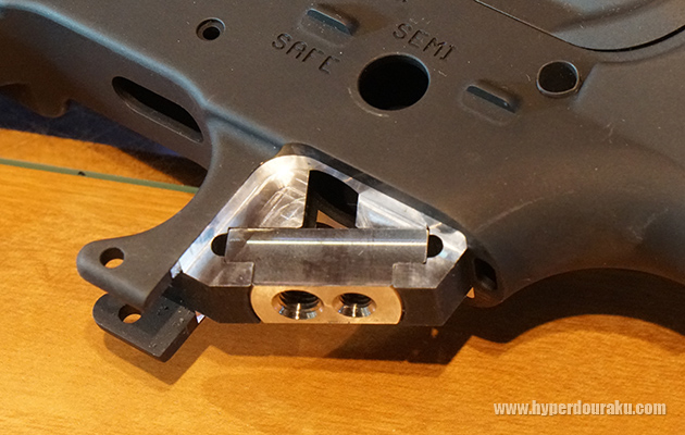 リアルサイズグリップが取り付けられる