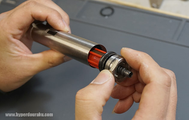 シリンダーヘッド