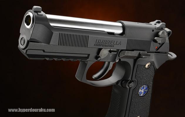 タクティカルな雰囲気を醸し出すスタイル