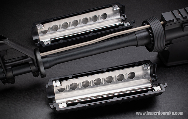 ハンドガードを取り外す