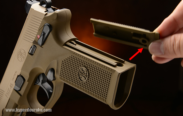 バックストラップは交換式