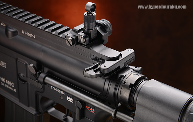 リアサイトも可倒式