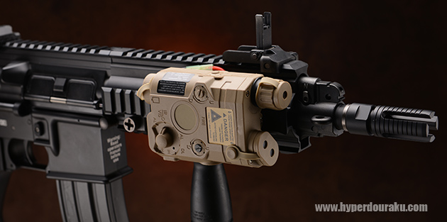 社外品のAN/PEQ-15バッテリーケース