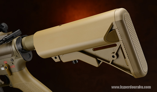 ストックはクレーンタイプ