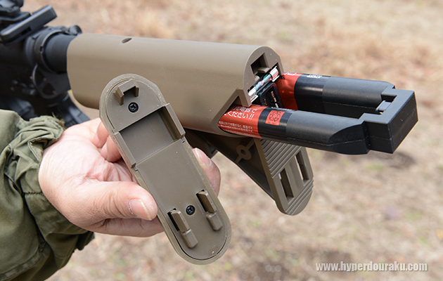 バッテリーをセット