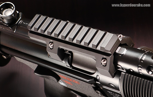 ロー・タイプのマウントベース