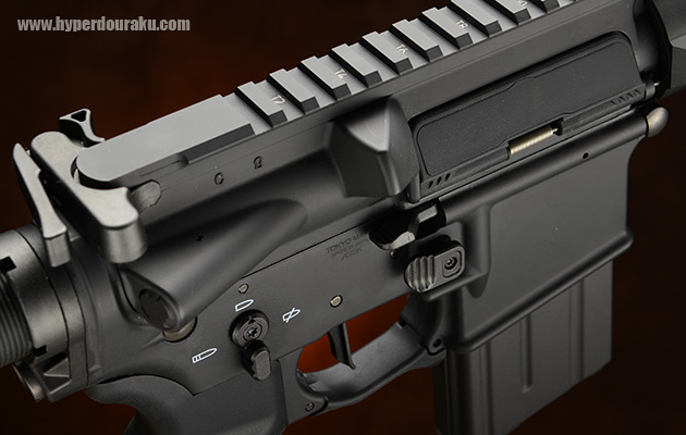 エジェクションポートカバー