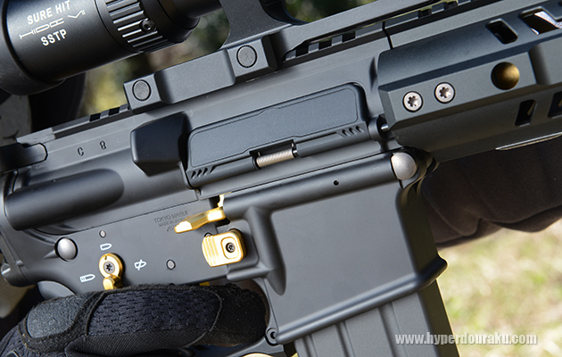 エジェクションポートカバー