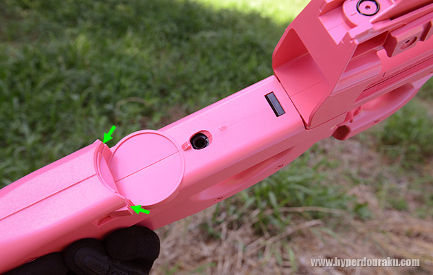 チャンバー給弾口