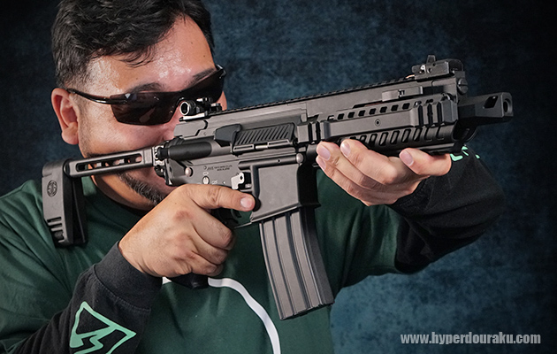 フォールディングストック