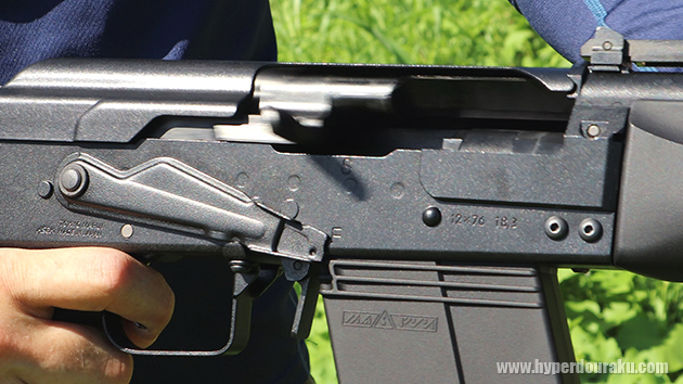 強烈なリコイル