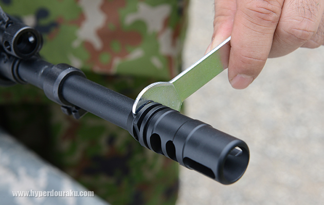 フラッシュハイダーはダブルナット方式