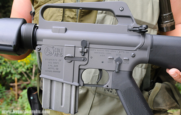 マガジンハウジング