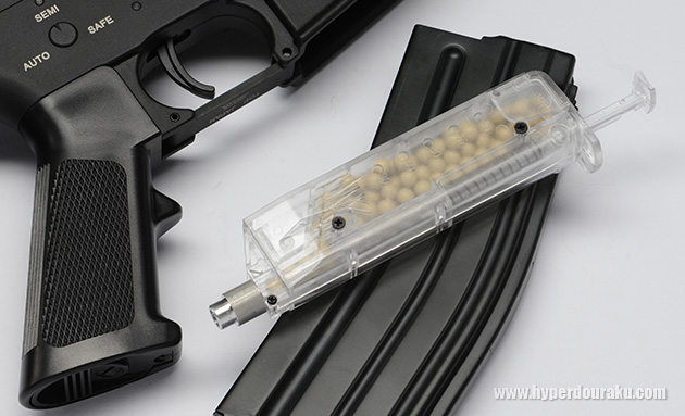 給弾用のBBローダー