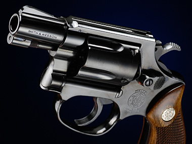 トリガーとハンマーは細身で繊細