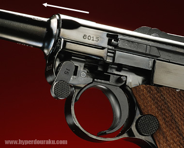 トリガープレートを取り外す