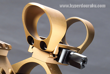 フードは着脱可能