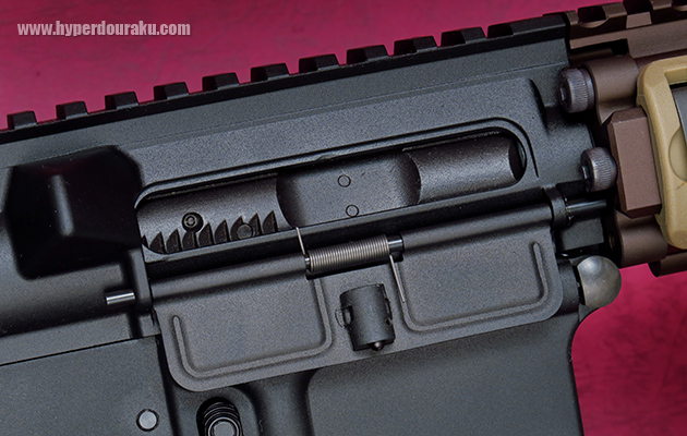 エジェクションポート