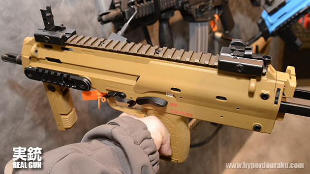 イエローブラウン仕様