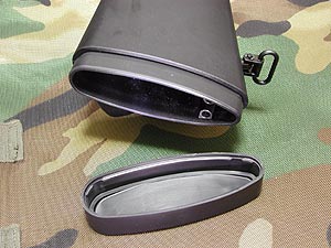 バットプレートはゴム製