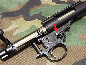 銀色のシリンダー