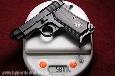 実測重量は588g