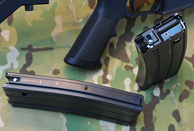 WA M4 マガジンはアルミダイキャスト製