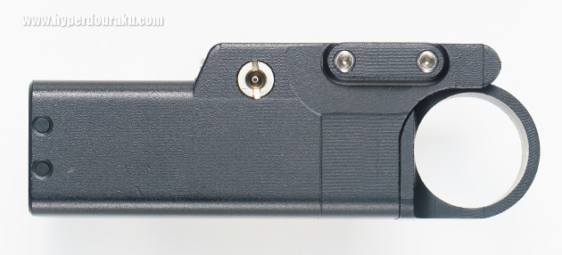 ボディはアルミ