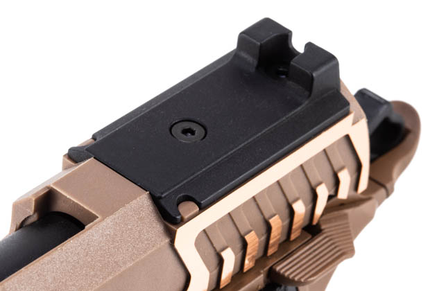 ドットサイト搭載を可能