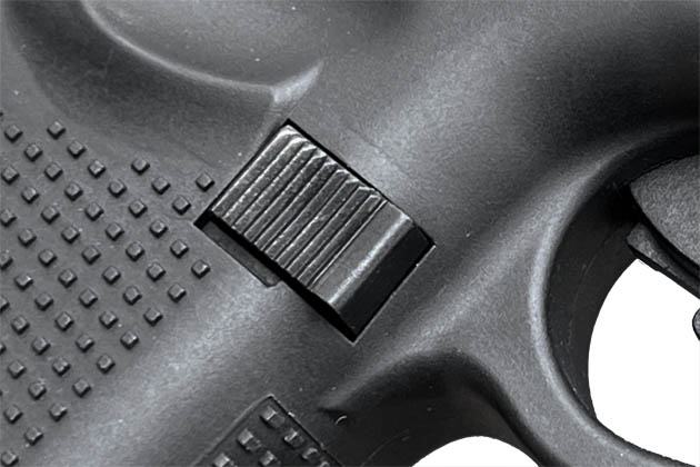 ボタンを右側に付け替えた