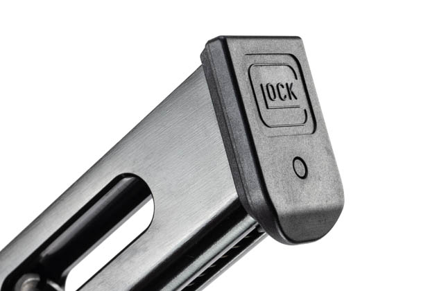 CO2 12gカートリッジの装填