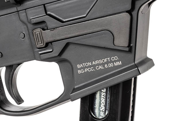 マガジンハウジング右側面