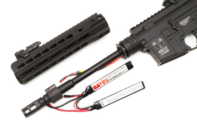 バッテリーの収納スペース