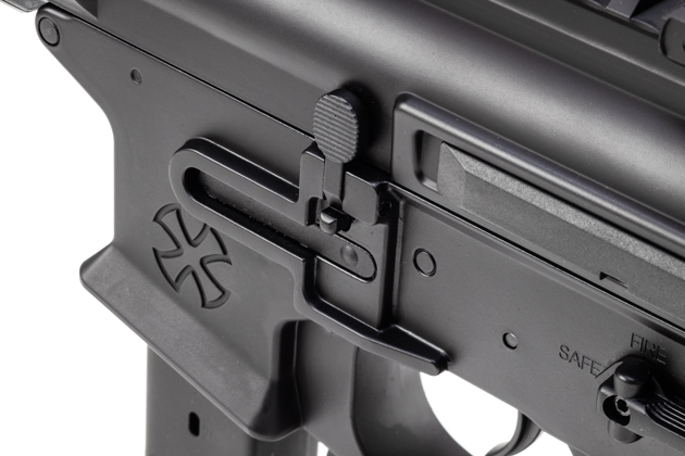 ボルトリリースレバー