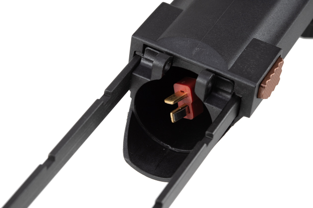 バッテリー収納スペース4