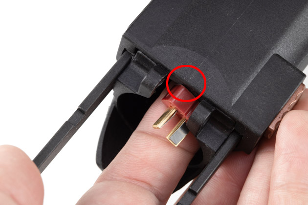 バッテリーの取り付け