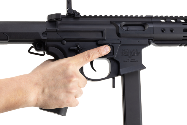 マグリリースボタン