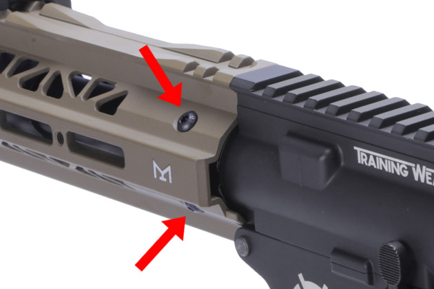 ハンドガードを取り外す 1