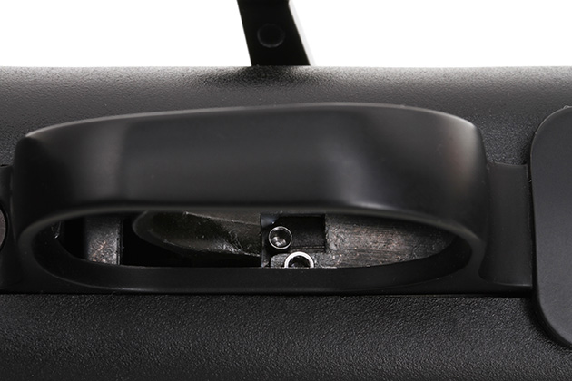 トリガー前部に見えるふたつのイモネジ