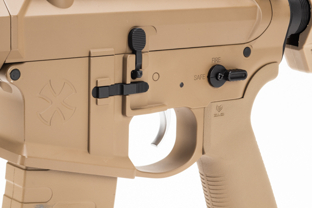 マガジンハウジング