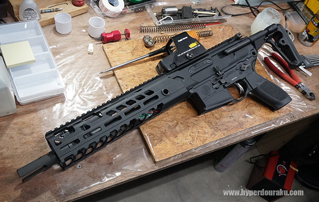 SIG AIRの電動ガン、MCX