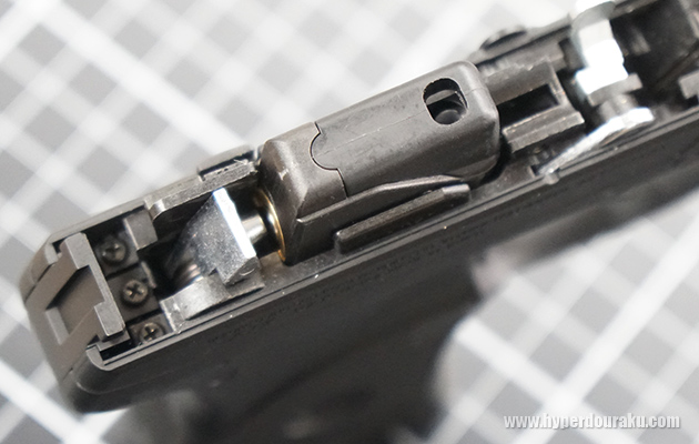 マガジンが入る