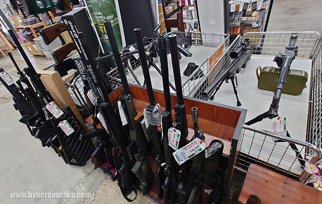 ボルトアクションライフルにマシンガン