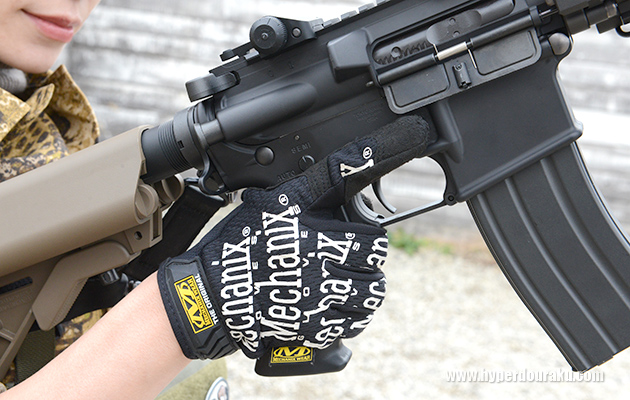 レシーバー横にレスト