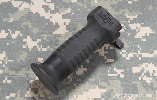 バーティカルフォアグリップ LT-FUG